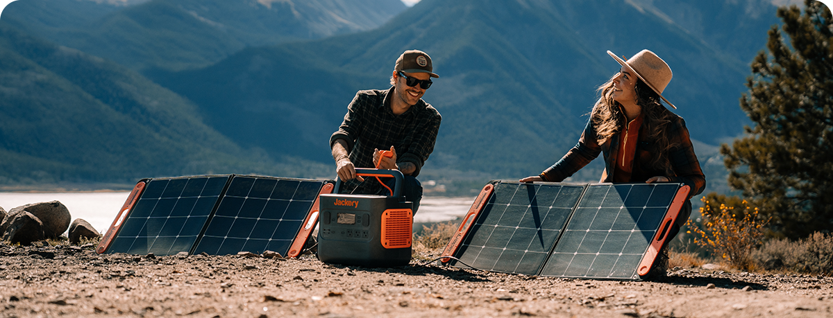 Jackery Explorer 2000 Pro + 6x SolarSaga 200W Panels 2160Wh Solar Generator + Choose Your Custom Package