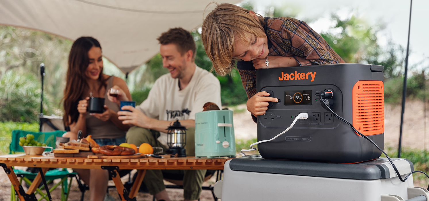 Jackery Explorer 2000 Pro 2160Wh 2200W Portable Power Station